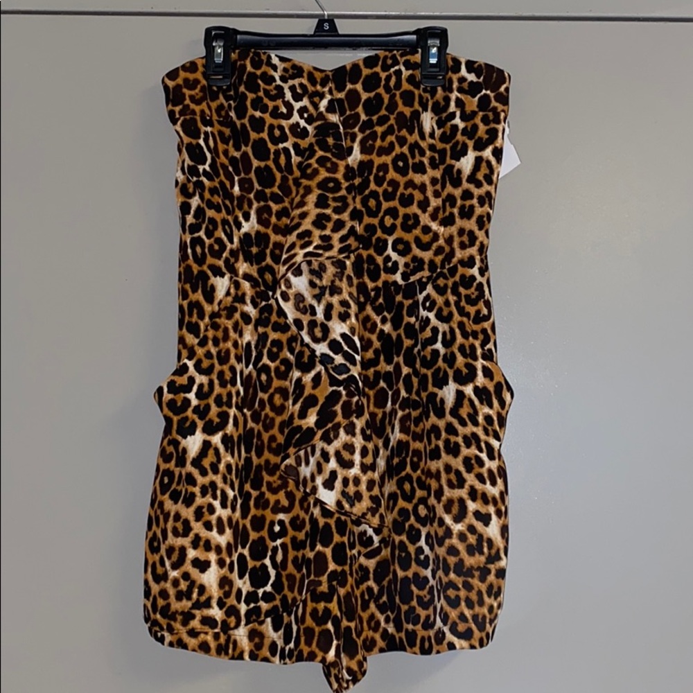 Leopard print strapless romper